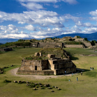Monte Albán en Oaxaca: Una antigua metrópolis Zapoteca