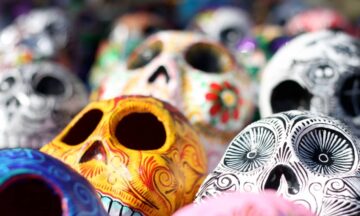El Día de Muertos: Una Celebración Colorida y Significativa
