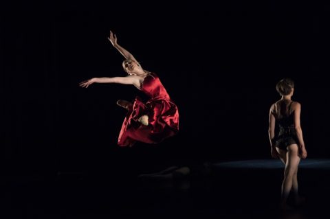 Macho Man XXI con la Compañia de Danza Contemporánea Tania Pérez-Salas