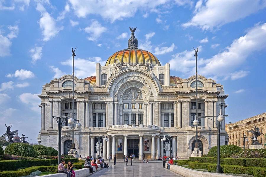 No te pierdas del Centro Histórico de la Ciudad de México y pasa un fin de semana increíble.
