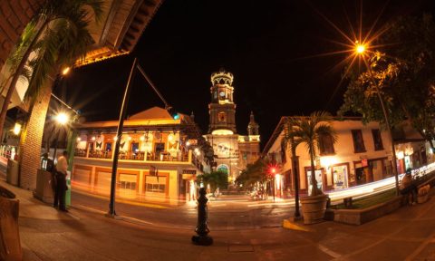 Atractivos en Puerto Vallarta: Parroquia de Nuestra Señora de Guadalupe