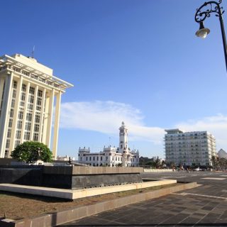 El Puerto de Veracruz: histórico y festivo.