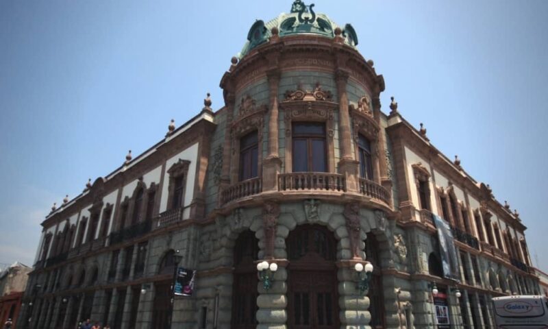 Ciudad de Querétaro: Encanto Histórico y Vanguardia Turística